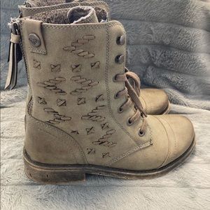 Roxy lace up boots green 8